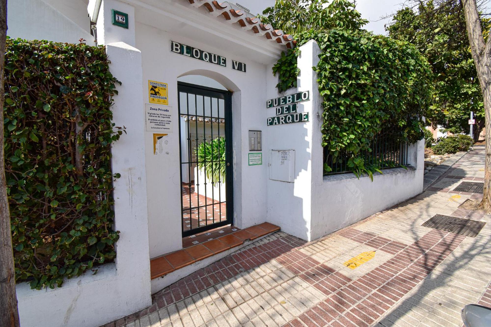 Urb Pueblo Del Parque, Luxury 2 Bedroom Apartment. Fantastic Central Location. Benalmádena Dış mekan fotoğraf