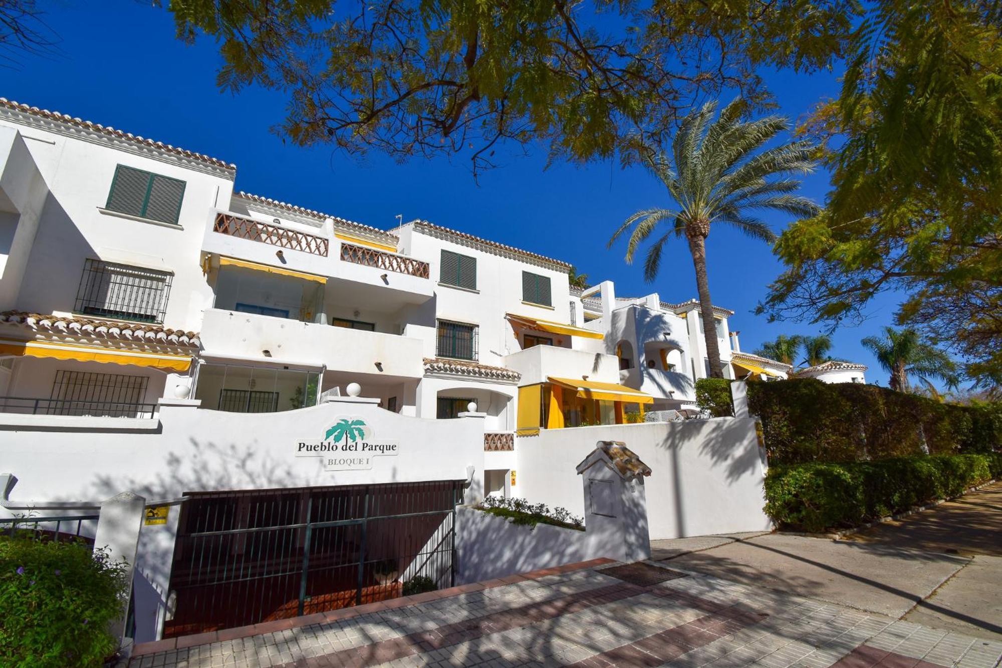 Urb Pueblo Del Parque, Luxury 2 Bedroom Apartment. Fantastic Central Location. Benalmádena Dış mekan fotoğraf